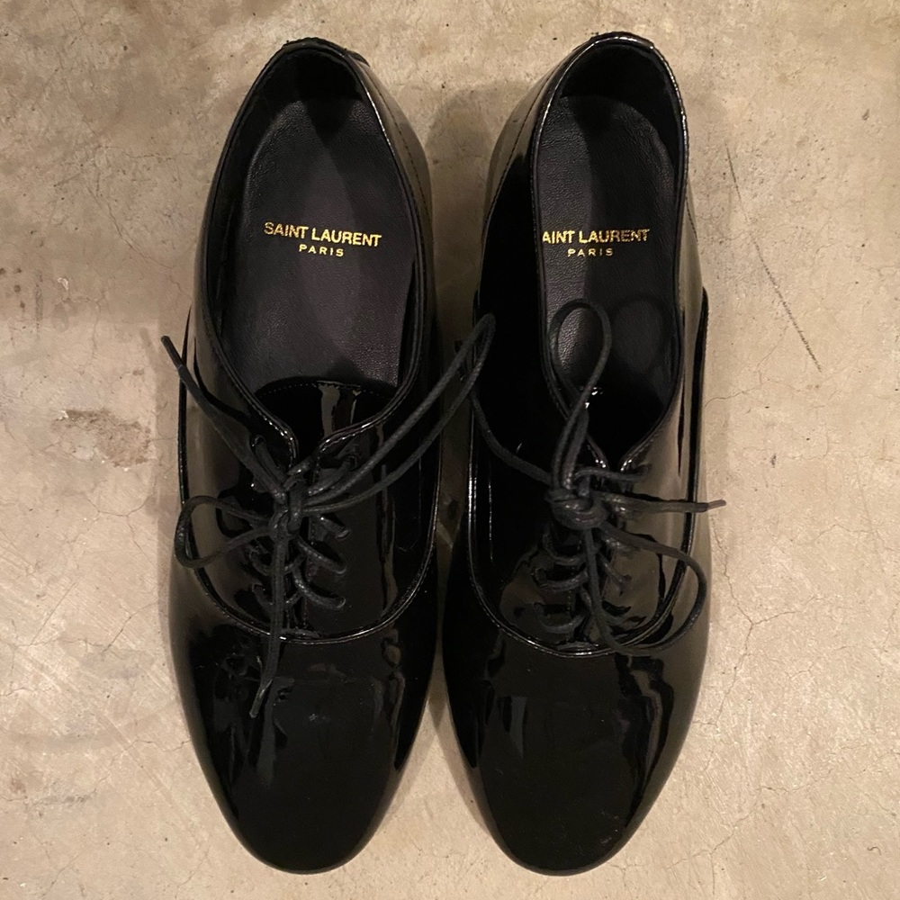 New Saint Laurent Black Patent Leon Oxford Flats (Size 35)